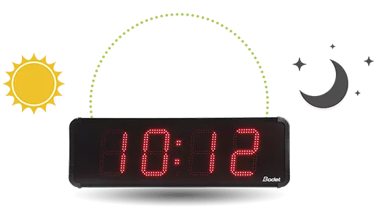 The HMT LED 25 clock automatically adapts its brightness to its surroundings