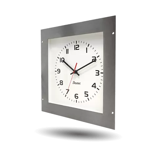 Metal analogue clock for operating theatres